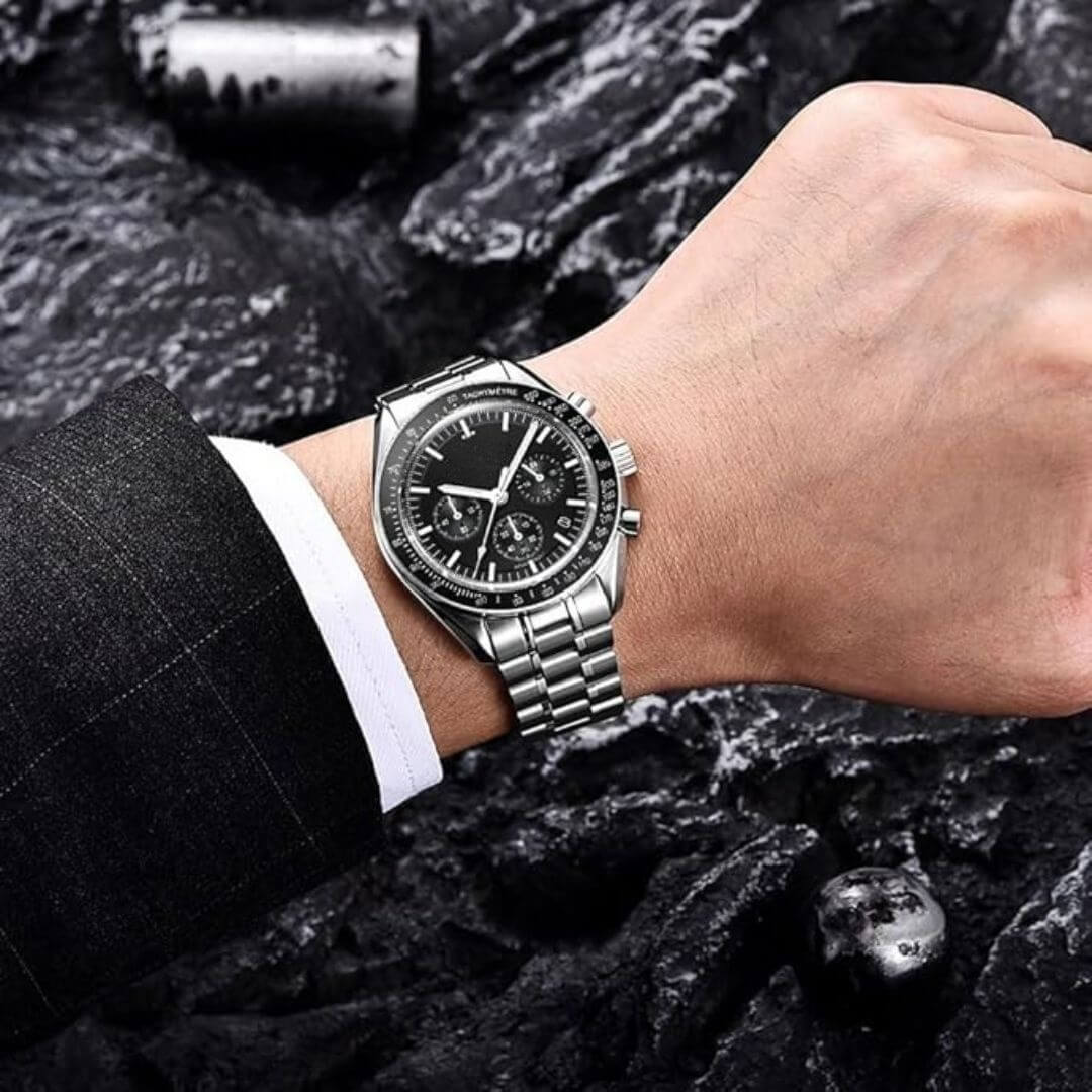 SM Professional | Moonwatch